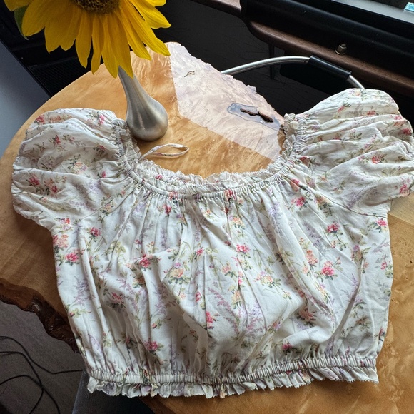 Romantic Ralph Lauren Polo Blouse | Flower Blouse | Crop Top | Off the Shoulder - Picture 6 of 6